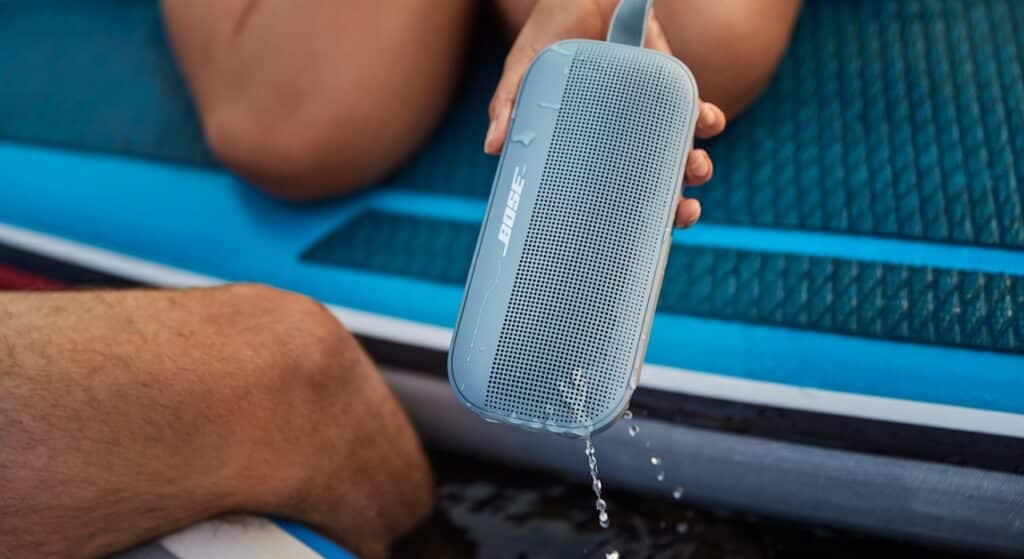 Bose SoundLink Flex water