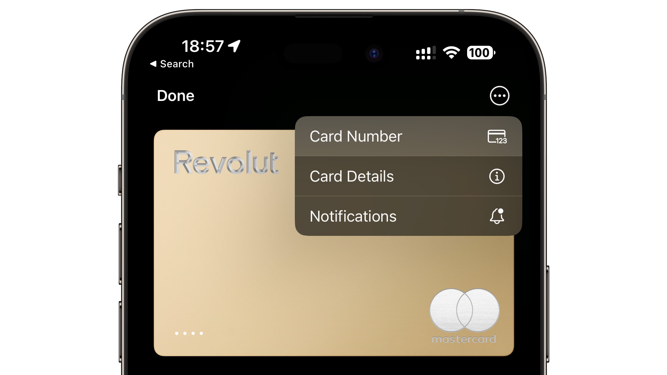 L'application Wallet sur iPhone affichant l'option Numéro de carte pour une carte Revolut
