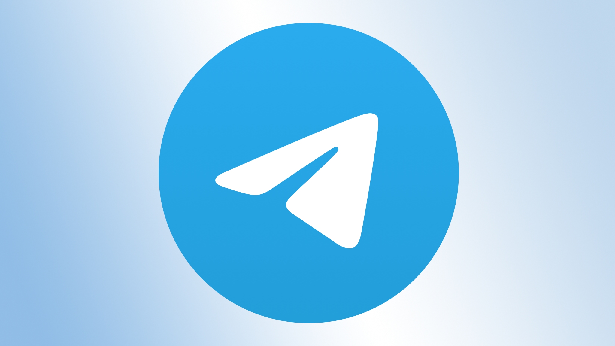 Logo Telegram sur un fond dégradé bleu clair 