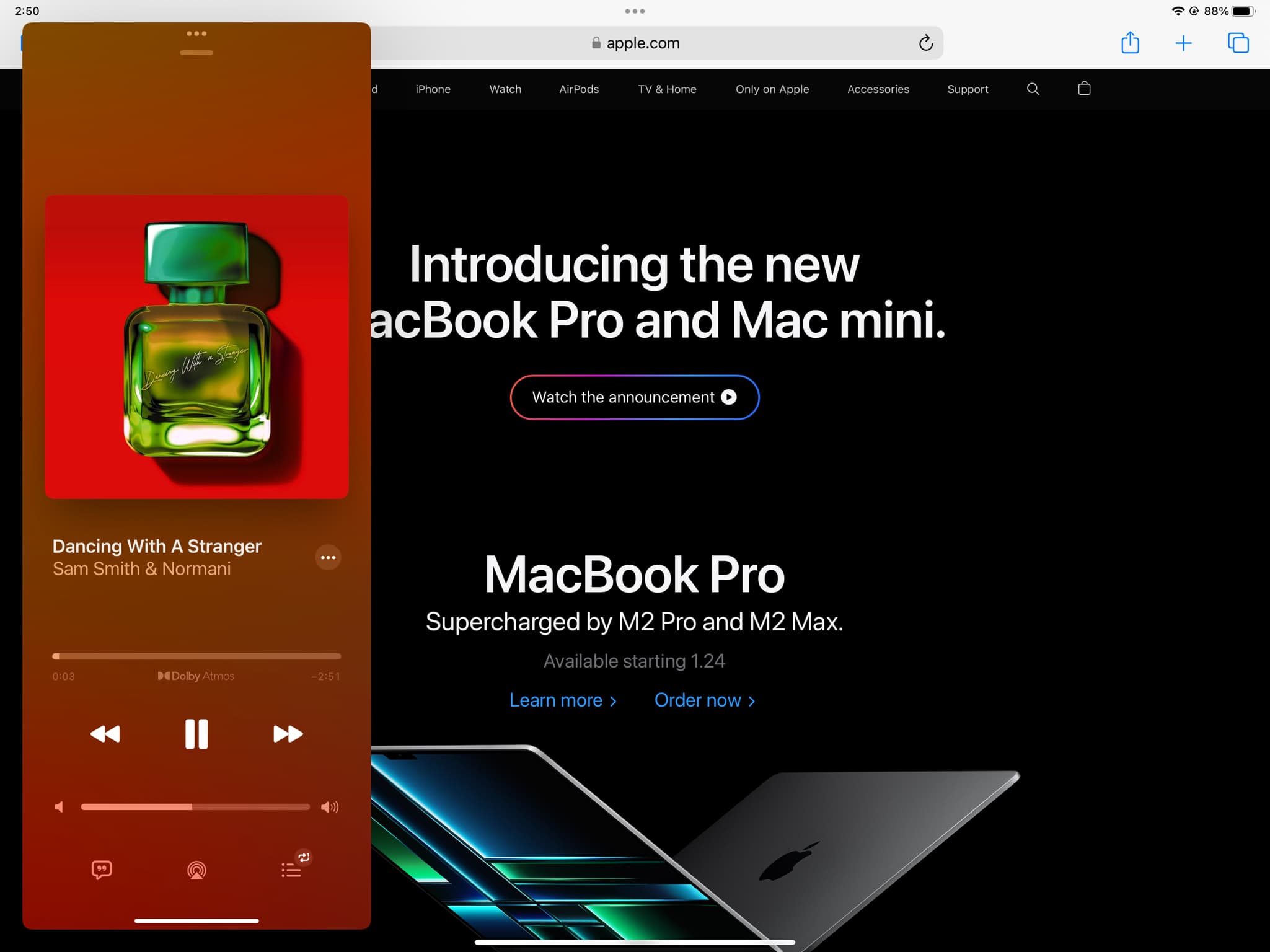 Deux applications s'ouvrent dans Slide Over sur iPad