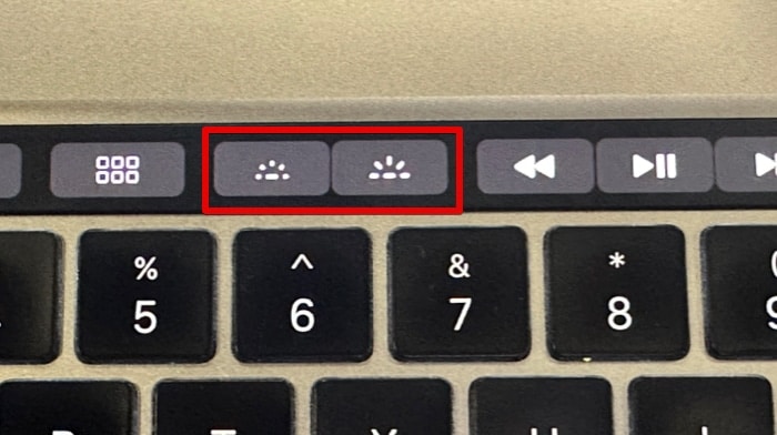 Activer ou désactiver le rétroéclairage du clavier sur MacBook Pro avec Touch Bar
