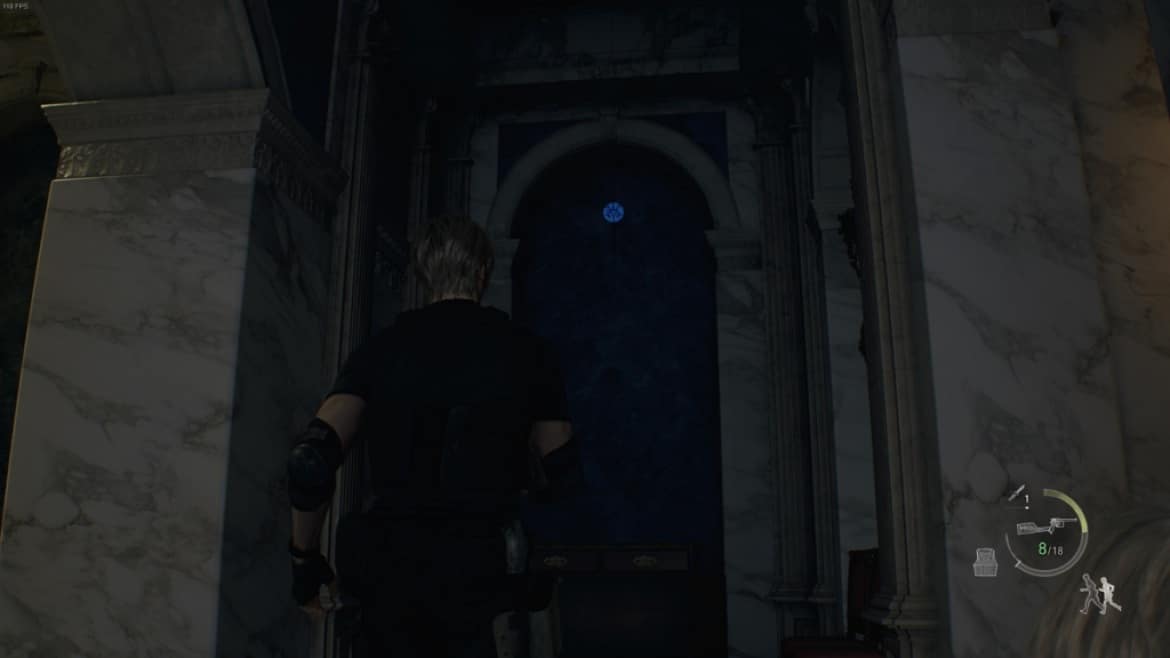 Resident Evil 4 Remake Grand Hall Médaillon bleu 1