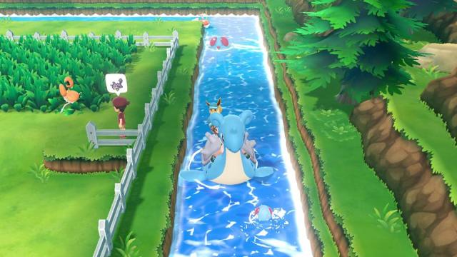 Capture d’écran de Pokemon Let’s Go Pikachu du personnage du joueur chevauchant un Lapras sur la rivière Route 10.
