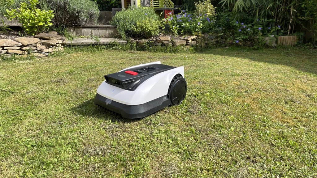 Ecovacs GOAT O800 RTK 45