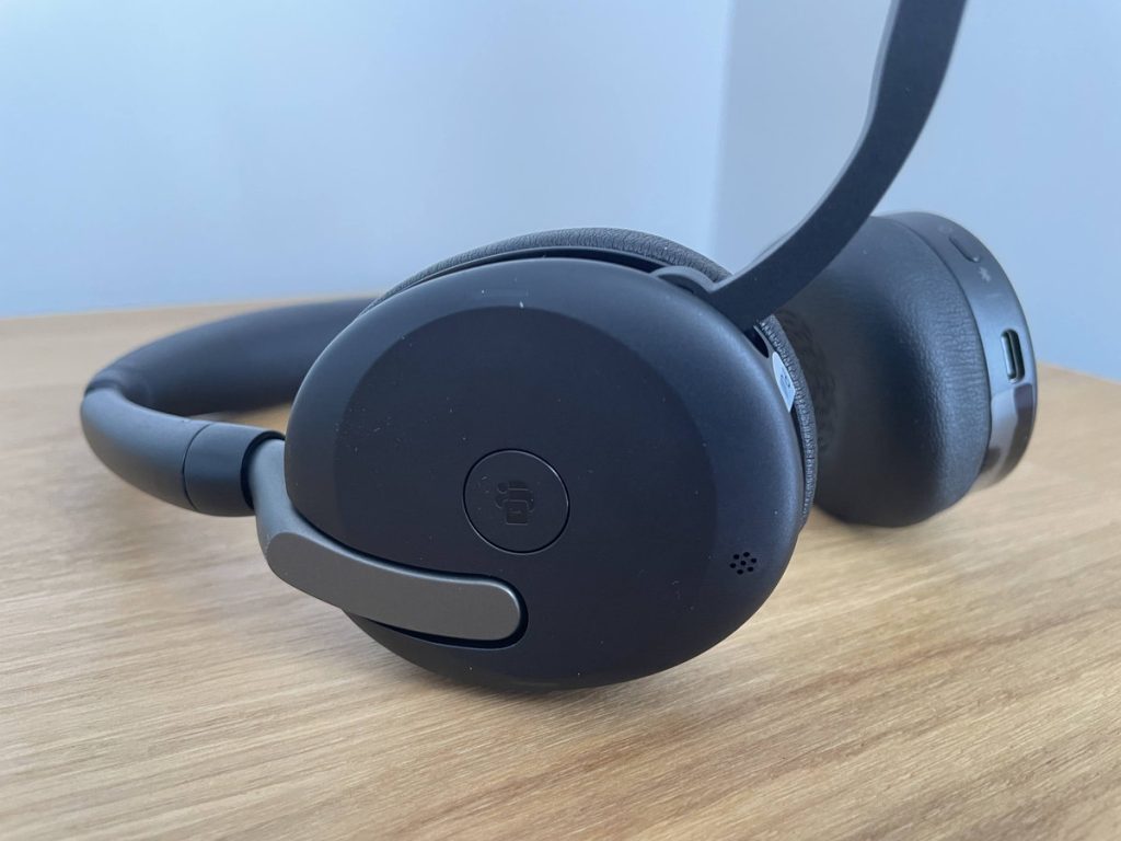 Jabra Evolve2 65 Flex 11 resultat