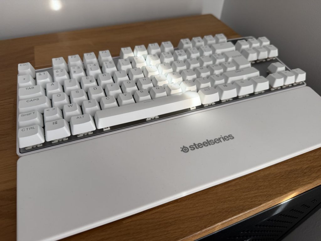 SteelSeries Apex Pro TKL Gen3 7