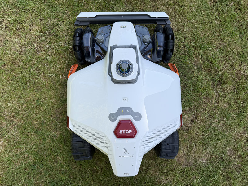 Mammotion Luba 3 AWD 13