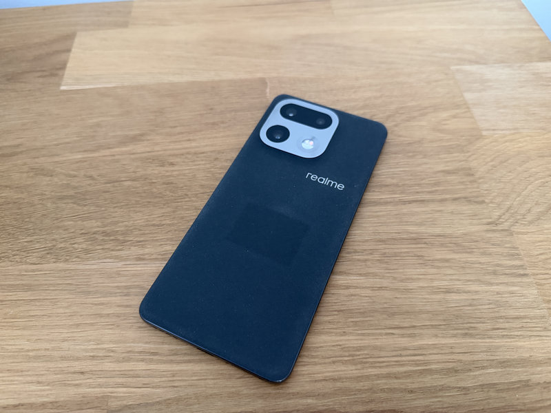 Realme 16 pro plus 4