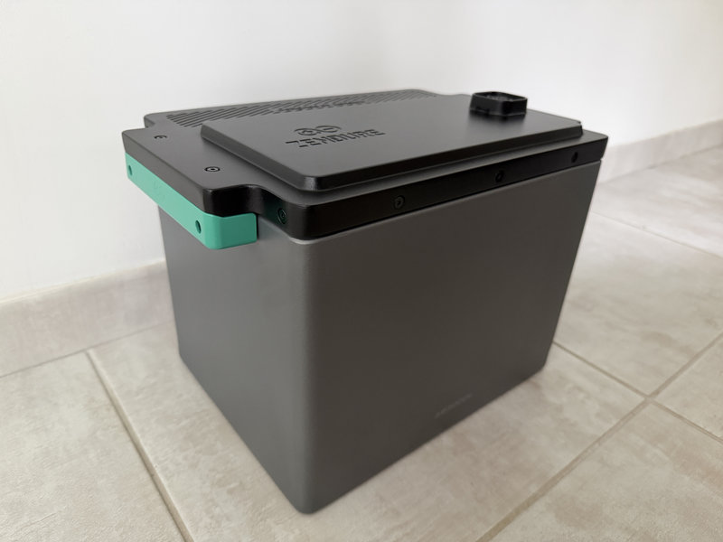 Zendure Solarflow 2400 Pro 12 1