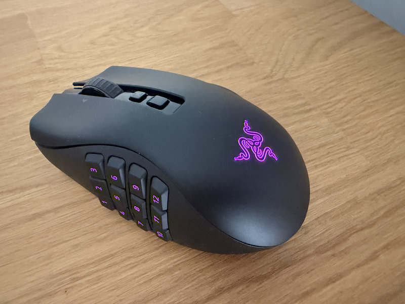 Razer Naga V2 Pro 12