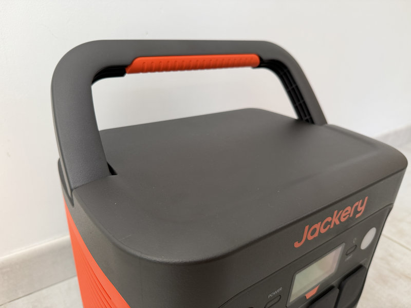 Jackery Explorer 2000 V2 11 Jackery Explorer 2000 V2 11